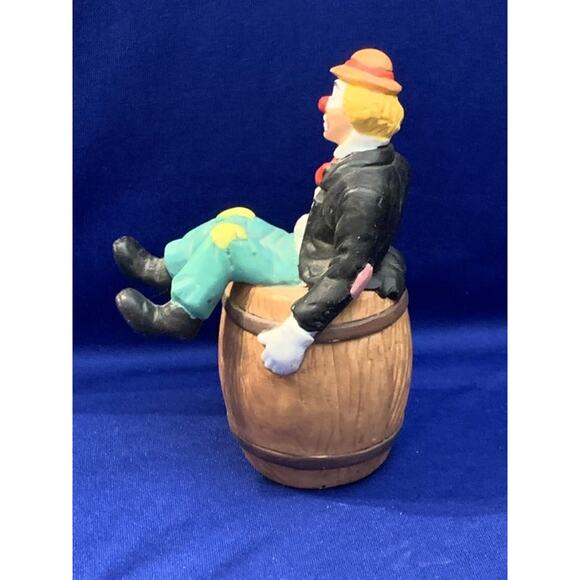 Bisque Porcelain Clown Sitting in a Barrell - Picture 4 of 6
